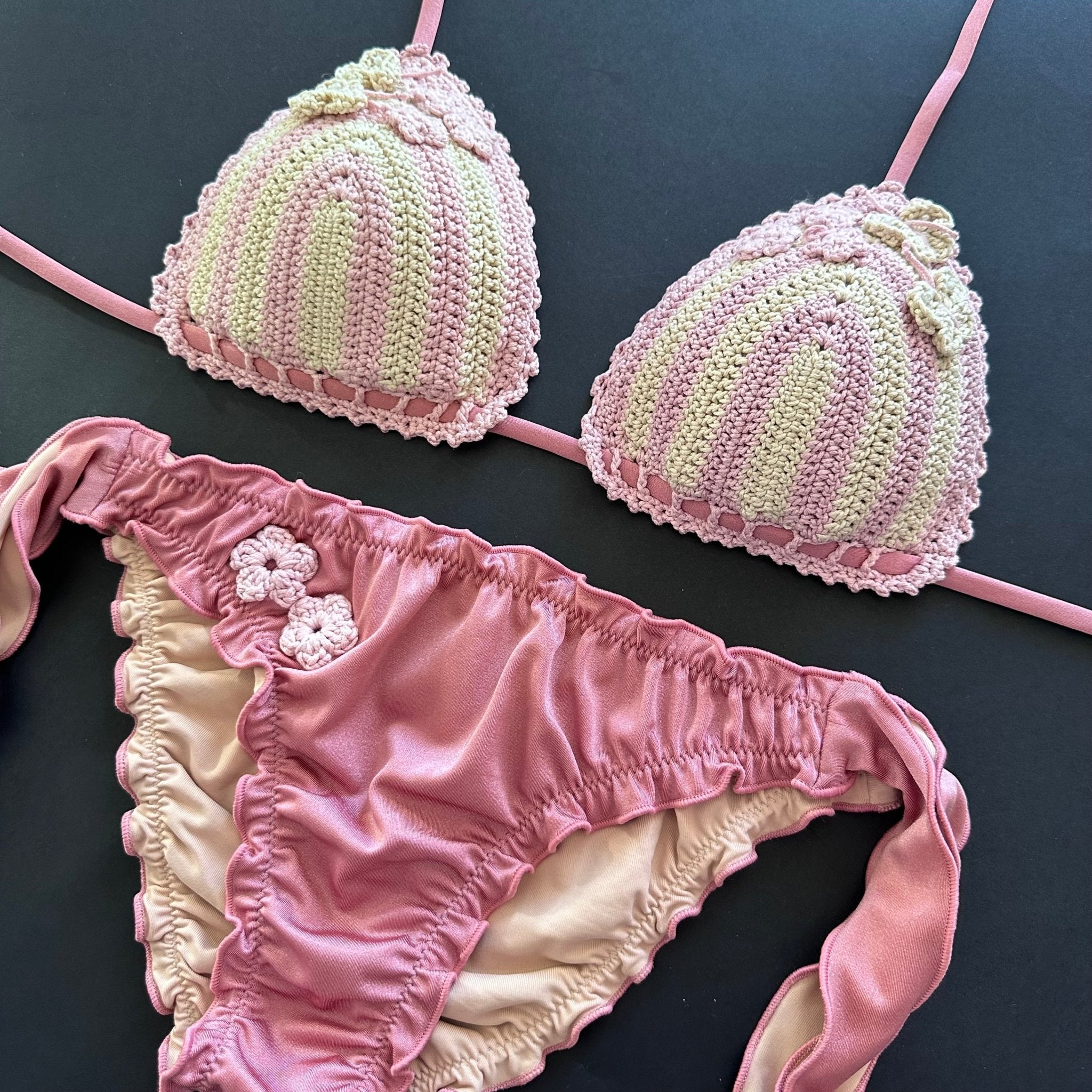Bikini Triangolo Uncinetto Fiori Rosa Cipria Panna Bikini D'amare