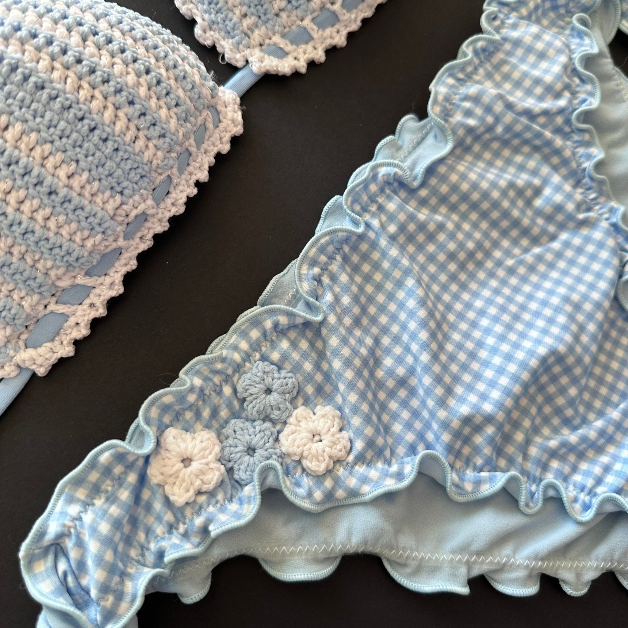 Bikini Triangolo Uncinetto Fiori Celeste Vichy Bikini D'amare