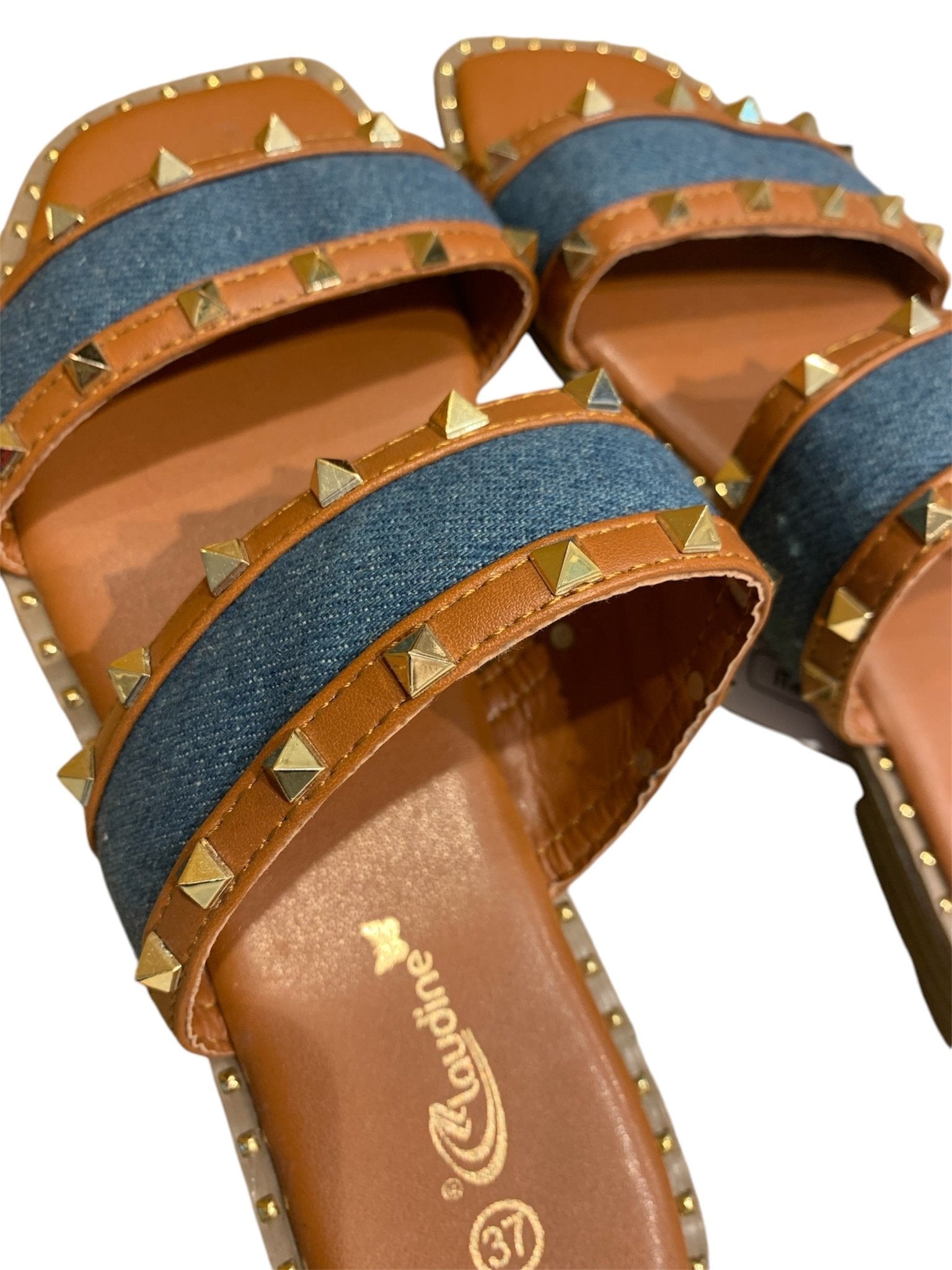 Ciabatta Fascette Borchie Bikini D'amare Riccione